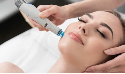 لیست بهترین مراکز مزونیدلینگ در کرج + هزینه مزونیدلینگ