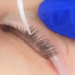 لیست بهترین مراکز لمینت مژه در کازرون + هزینه لمینت مژه 1402