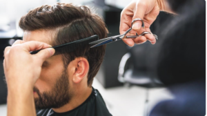 لیست بهترین مراکز کوتاهی مو در داراب + هزینه کوتاهی مو 1403