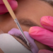 لیست بهترین مراکز لمینت مژه در اقلید + هزینه لمینت مژه 1403