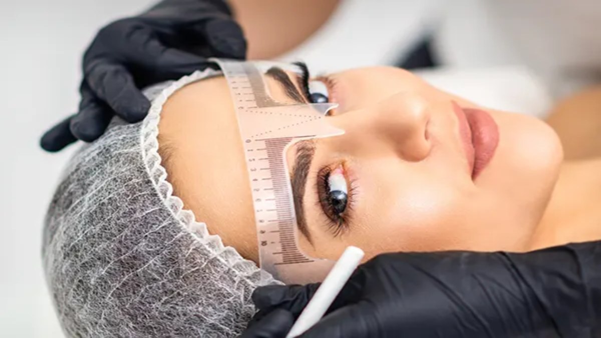 لیست بهترین مراکز کاشت ابرو در قیطریه + هزینه کاشت ابرو