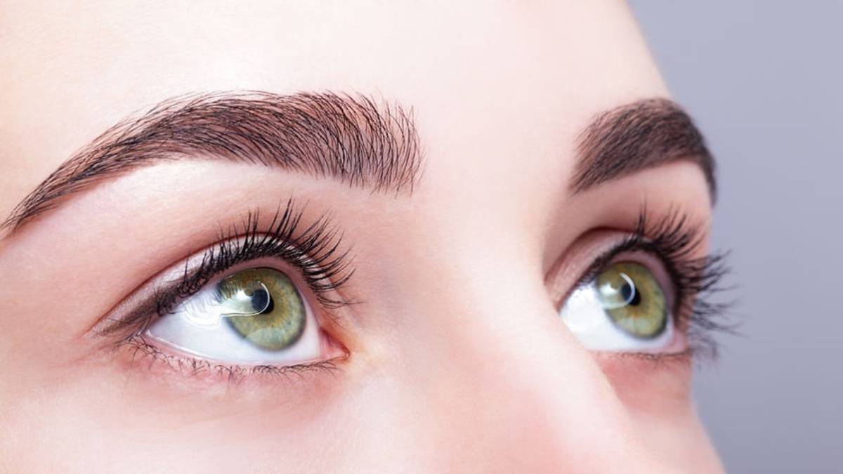 لیست بهترین مراکز کاشت ابرو در اندرزگو + هزینه کاشت ابرو