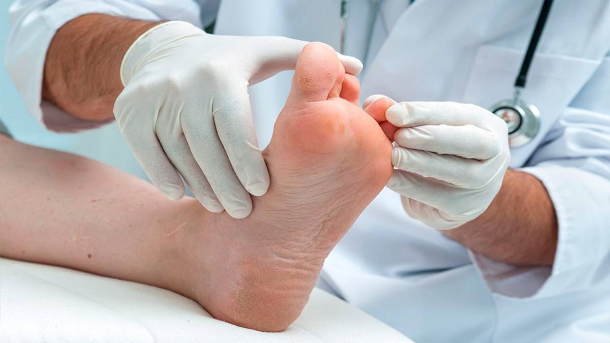 لیست بهترین مراکز جراحی ناخن در اندرزگو + هزینه جراحی ناخن