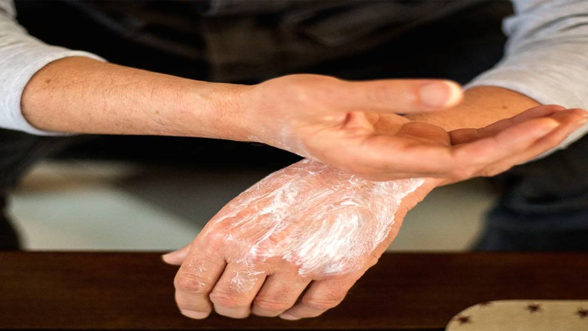 لیست بهترین مراکز درمان اگزما در تجریش + هزینه درمان اگزما