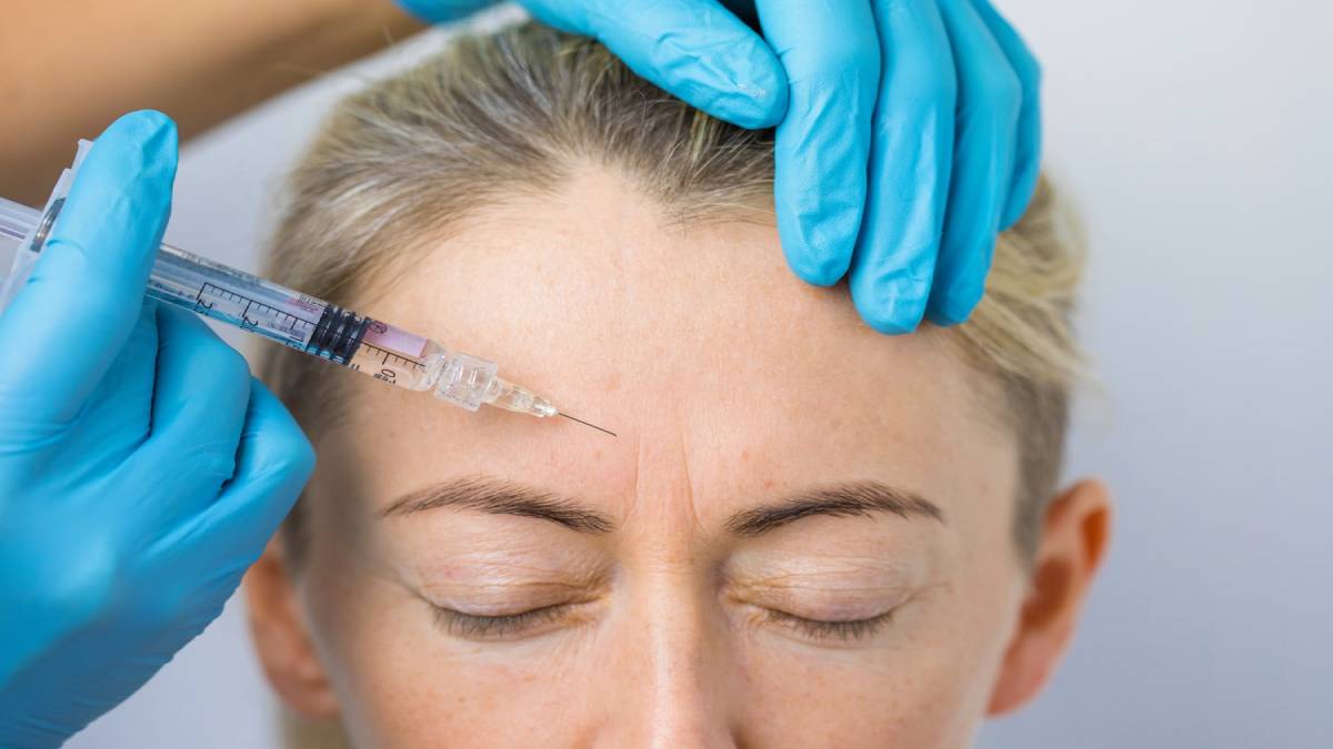 لیست بهترین مراکز تزریق بوتاکس در فرشته + هزینه تزریق بوتاکس