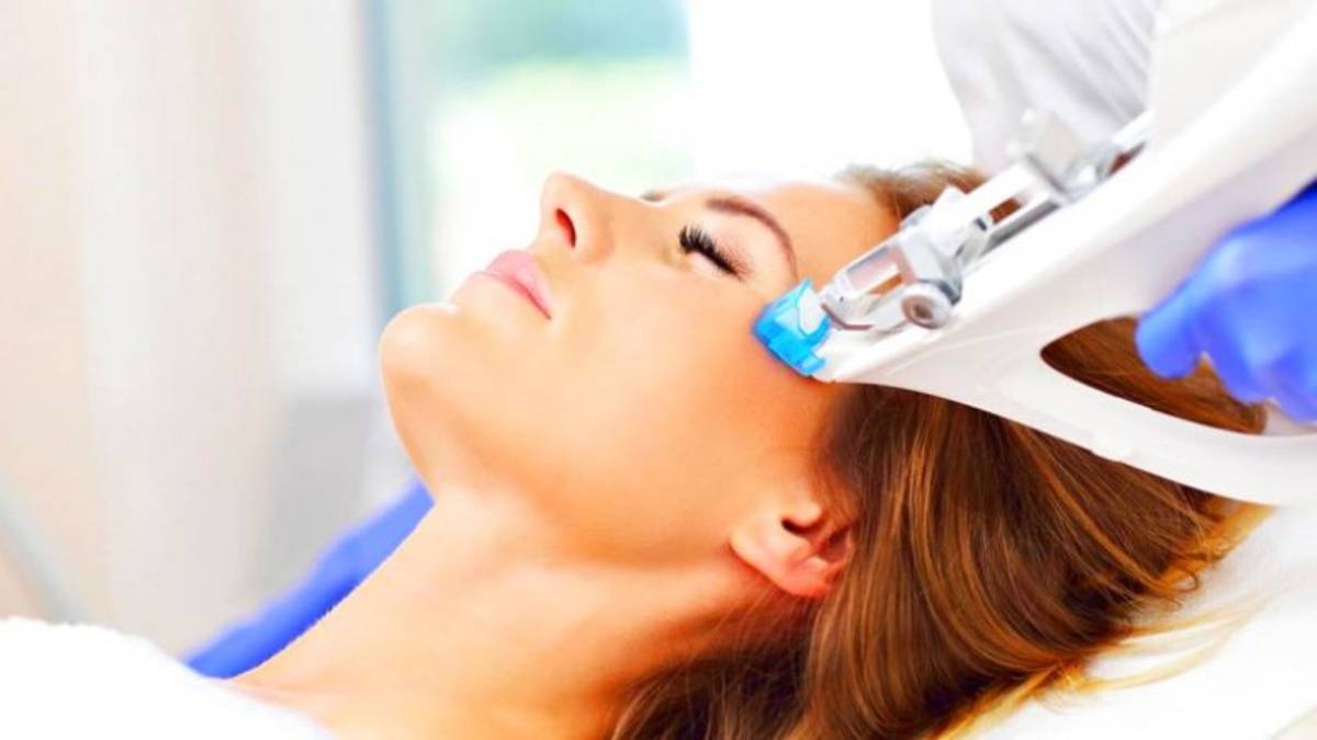 لیست بهترین مراکز کربوکسی تراپی در فرشته + هزینه کربوکسی تراپی