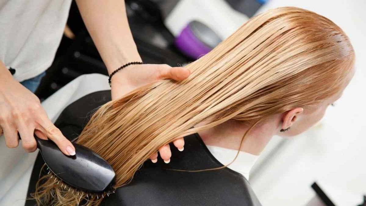 لیست بهترین مراکز پلکس تراپی مو در اقدسیه + هزینه پلکس تراپی مو