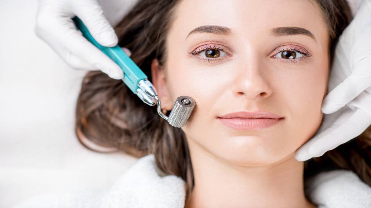 لیست بهترین مراکز میکرونیدلینگ در سعادت آباد + هزینه میکرونیدلینگ
