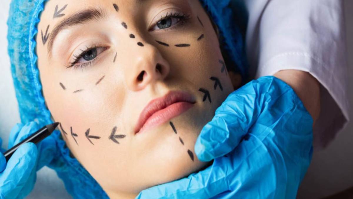 لیست بهترین مراکز جراحی چانه در اقدسیه + هزینه جراحی چانه