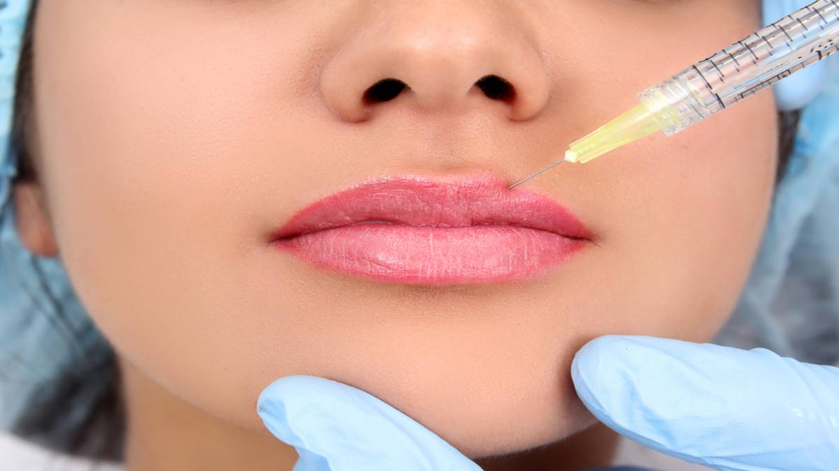 لیست بهترین مراکز تزریق ژل در سعادت آباد + هزینه تزریق ژل