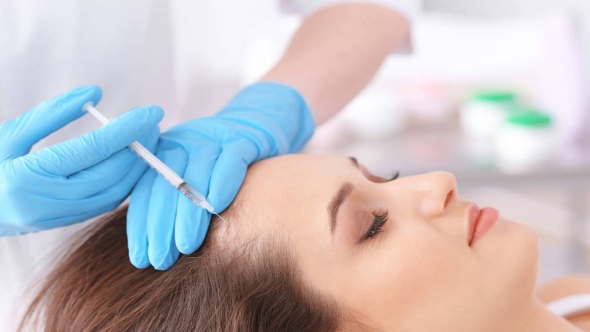 لیست بهترین مراکز مزوتراپی مو در سعادت آباد + هزینه مزوتراپی مو