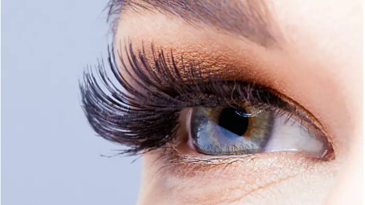 لیست بهترین مراکز کاشت مژه در سعادت آباد + هزینه کاشت مژه