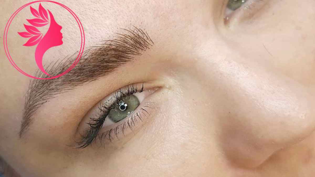 لیست بهترین مراکز فیبروز ابرو در شهرک غرب + هزینه فیبروز ابرو