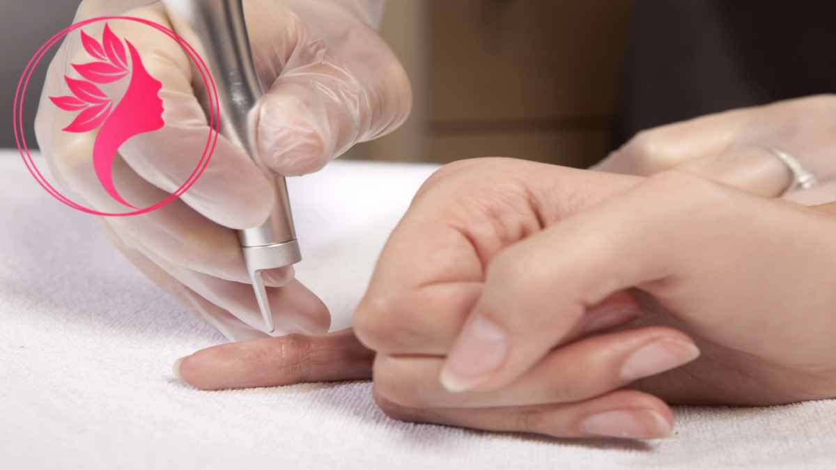لیست بهترین مراکز برداشتن زگیل در آجودانیه + هزینه برداشتن زگیل