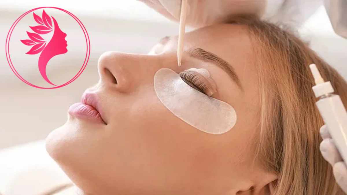 لیست بهترین مراکز لیفت مژه در آجودانیه + هزینه لیفت مژه